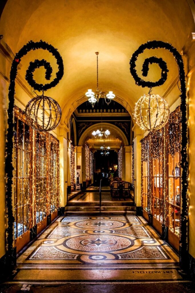 christmas decorations in paris