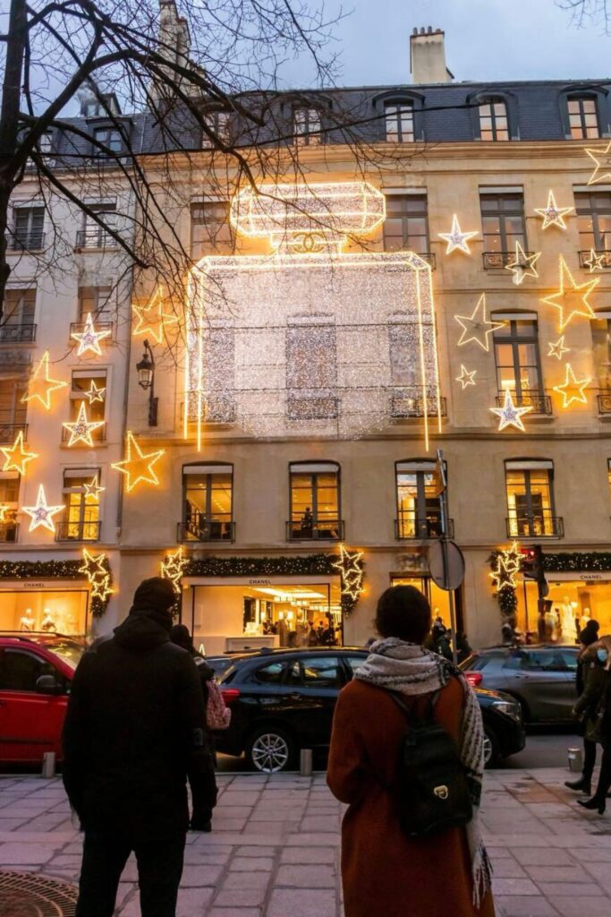 christmas decorations in paris