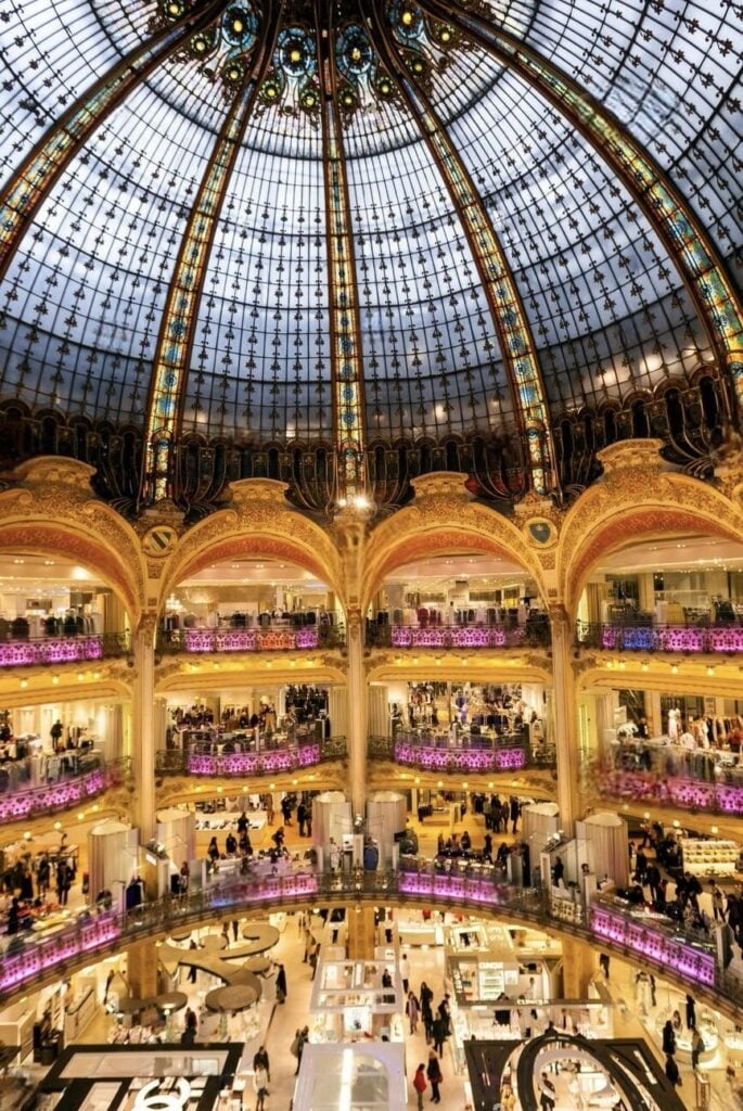 9th arrondissement in paris