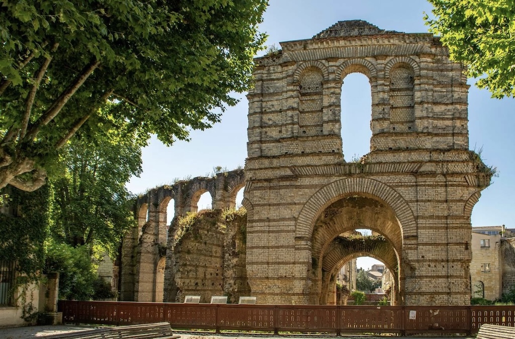 The ruins of Palais Gallien, Bordeaux’s only remaining Roman amphitheater, offer a glimpse into the city's ancient past and are a must-see for history lovers exploring things to do in Bordeaux.